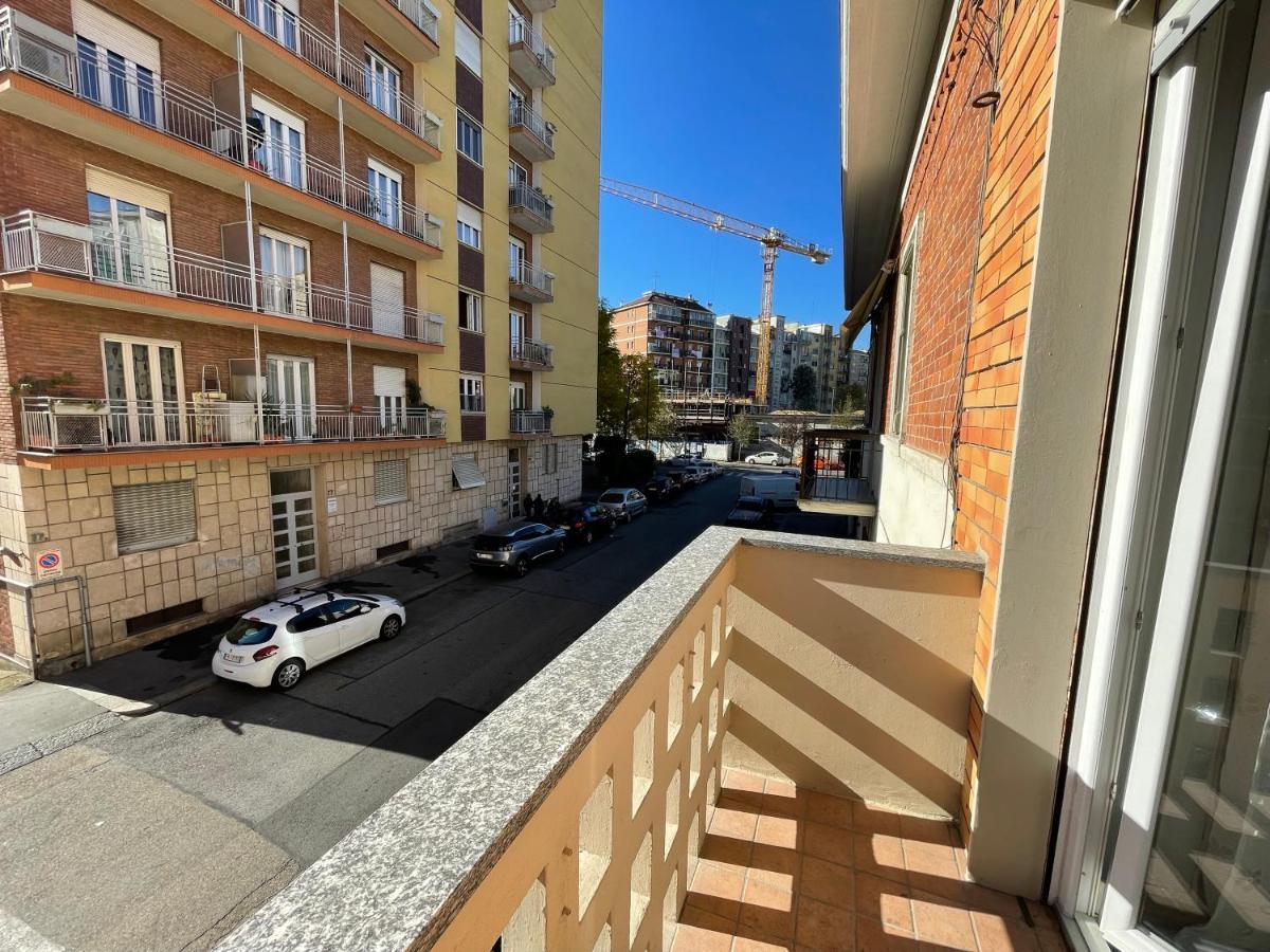 Comfy Turin Apartment Exterior foto